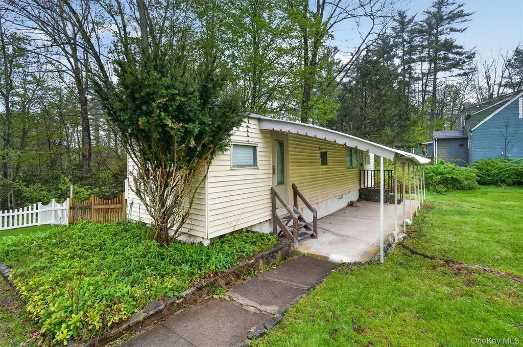 6355 State Route 42 Woodbourne NY 12788