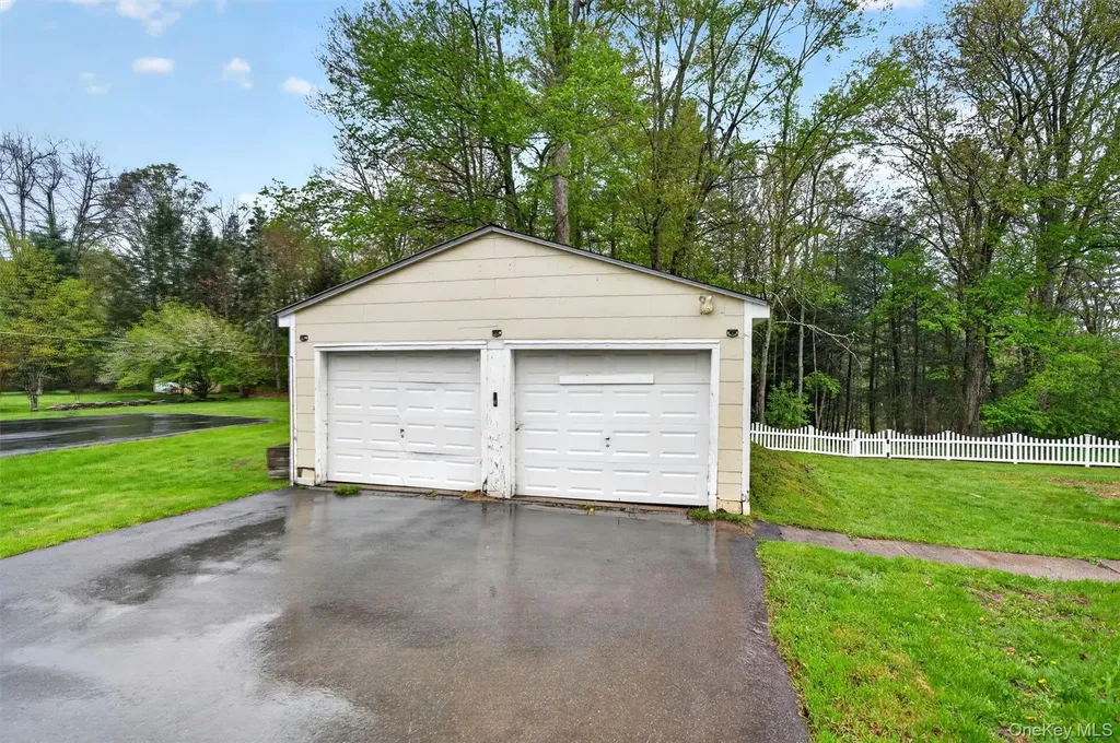 6355 State Route 42 Woodbourne NY 12788