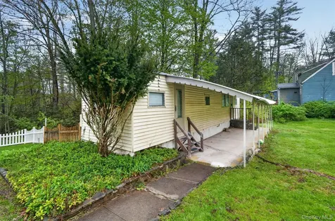 6355 State Route 42 Woodbourne NY 12788