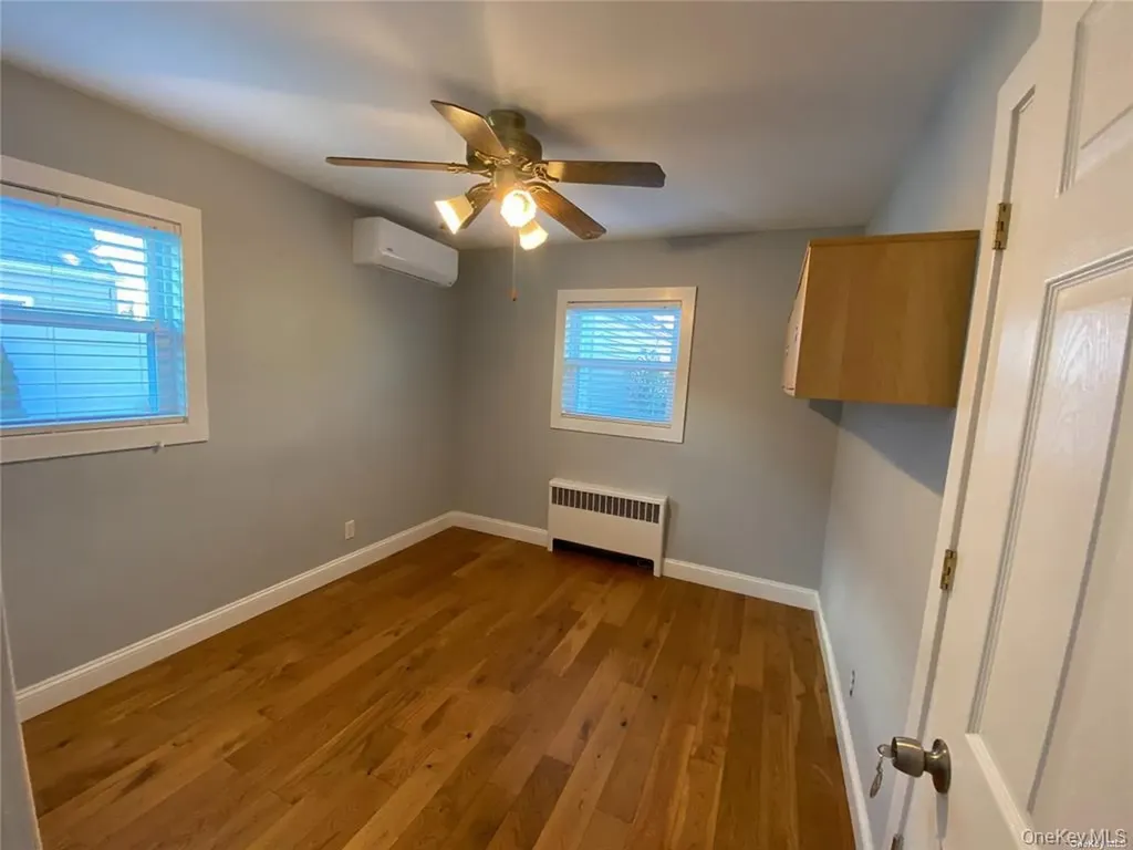541 E Park Avenue Long Beach NY 11561