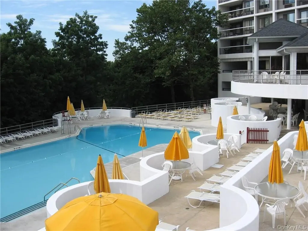 300 High Point Drive Hartsdale NY 10530