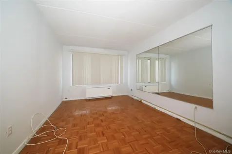 300 High Point Drive Hartsdale NY 10530