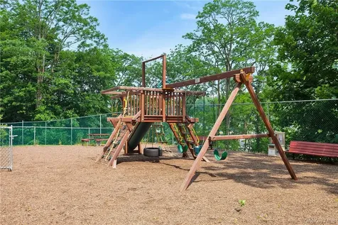 300 High Point Drive Hartsdale NY 10530