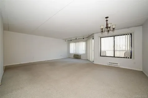 300 High Point Drive Hartsdale NY 10530