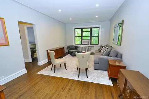 143 Garth Road Scarsdale NY 10583