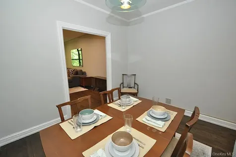 143 Garth Road Scarsdale NY 10583