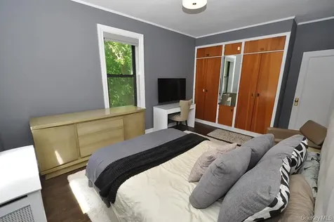 143 Garth Road Scarsdale NY 10583