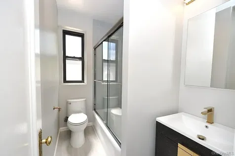 143 Garth Road Scarsdale NY 10583