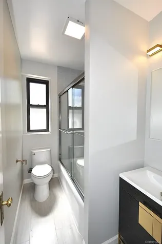 143 Garth Road Scarsdale NY 10583