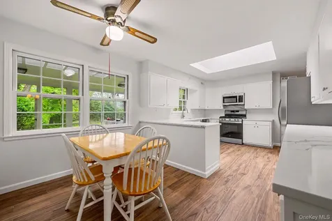 6 Hidden Green Lane Larchmont NY 10538