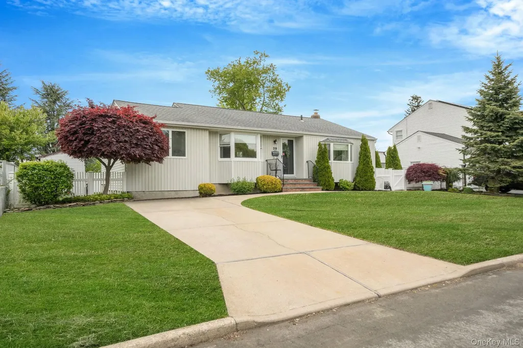 29 Franklin Street Islip NY 11751