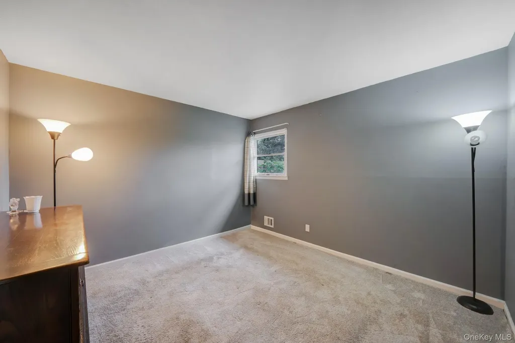 29 Franklin Street Islip NY 11751