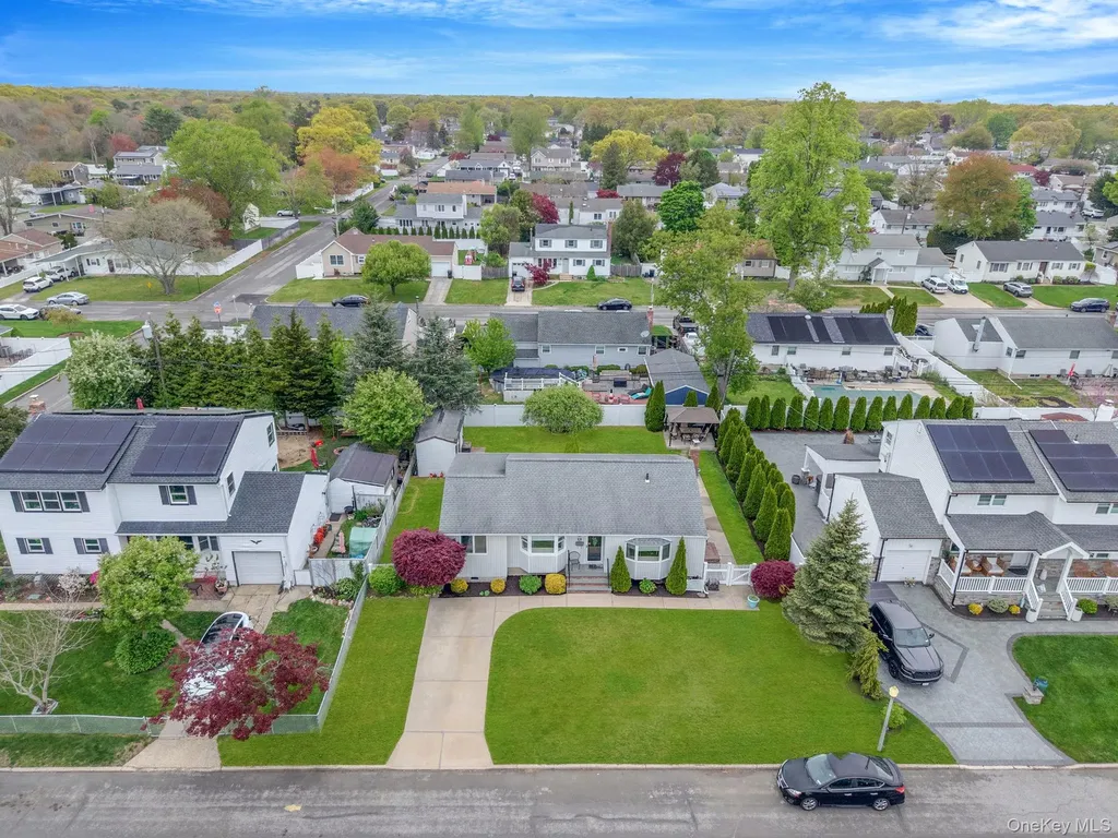 29 Franklin Street Islip NY 11751