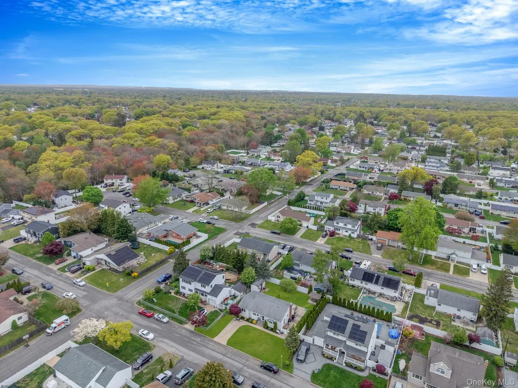 29 Franklin Street Islip NY 11751