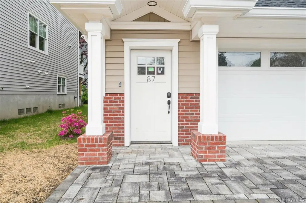87 Crystal Street Harrison NY 10528