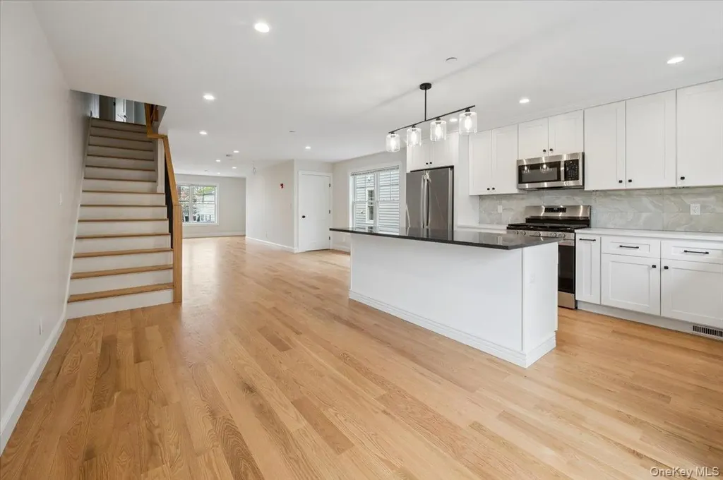 87 Crystal Street Harrison NY 10528