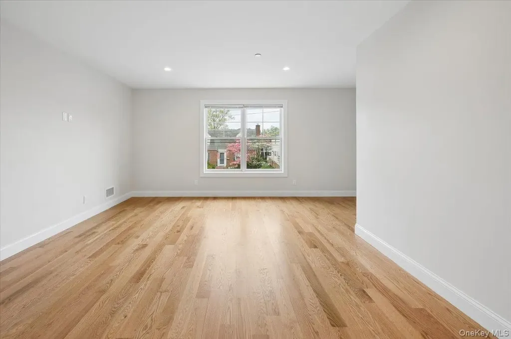 87 Crystal Street Harrison NY 10528