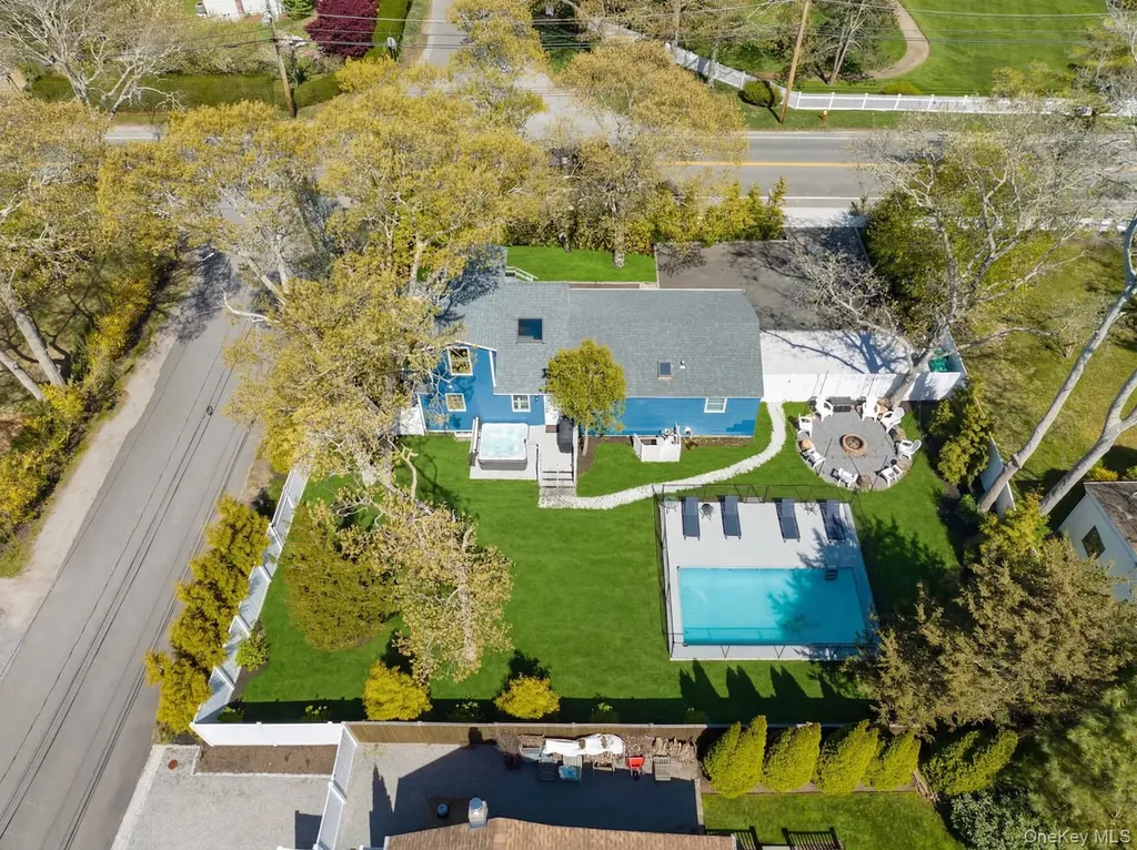 48 Springville Road Hampton Bays NY 11946