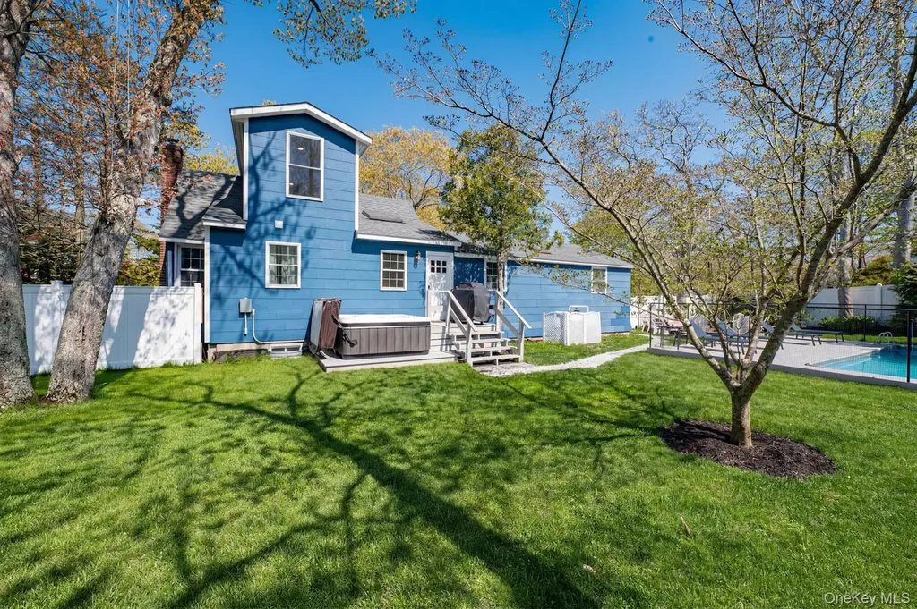 48 Springville Road Hampton Bays NY 11946