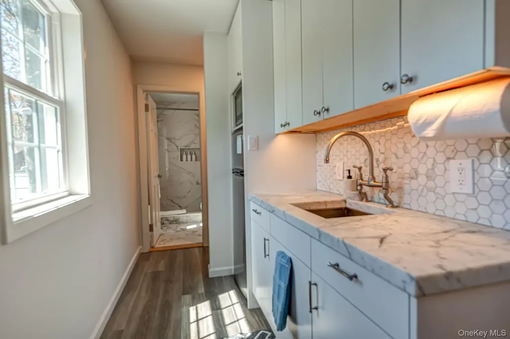 48 Springville Road Hampton Bays NY 11946