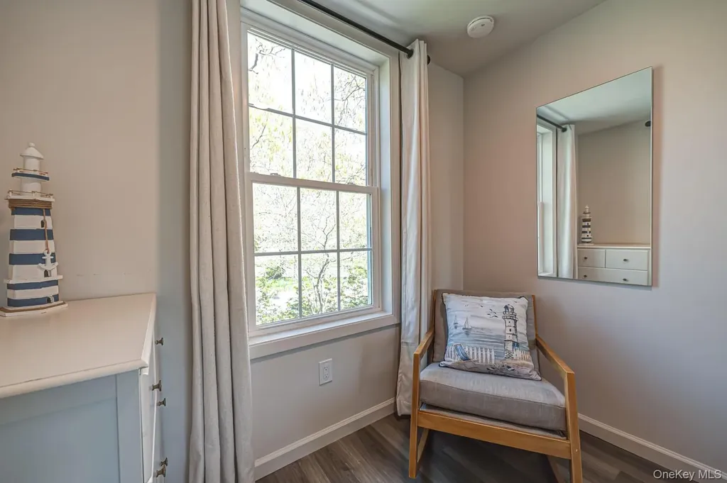 48 Springville Road Hampton Bays NY 11946