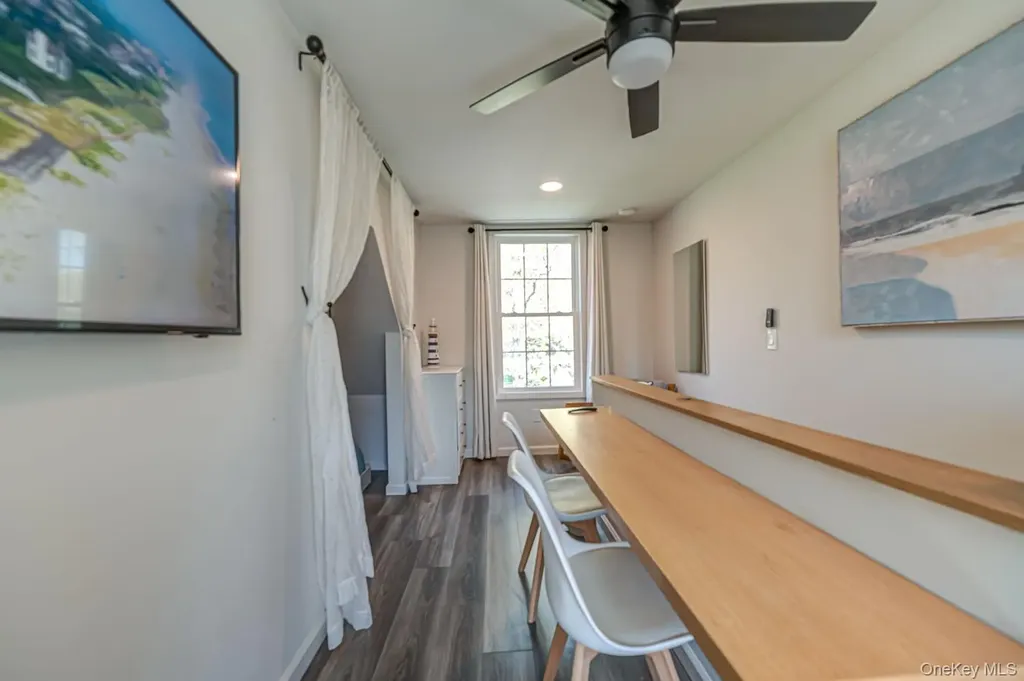 48 Springville Road Hampton Bays NY 11946