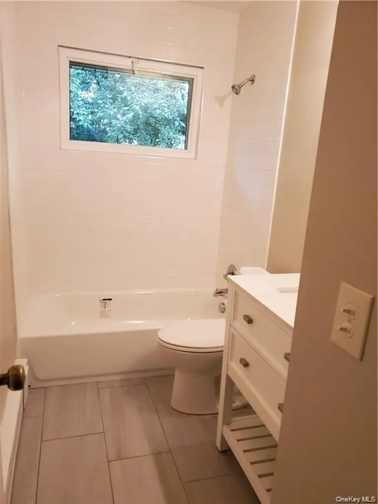 349 S Middletown Road Nanuet NY 10954