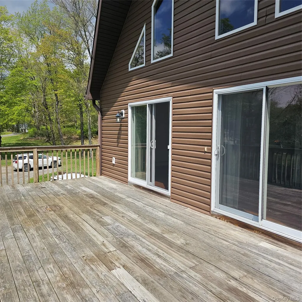 2831 Pleasant Ridge Road Wingdale NY 12594