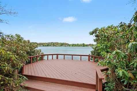 116 Lake Shore Drive W Rock Hill NY 12775