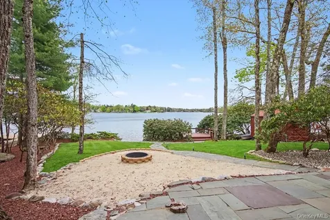 116 Lake Shore Drive W Rock Hill NY 12775