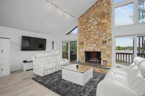 116 Lake Shore Drive W Rock Hill NY 12775