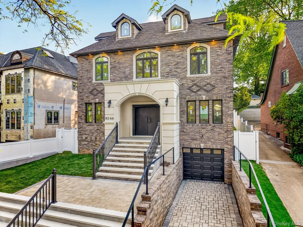 8366 Charlecote Ridge Jamaica NY 11432