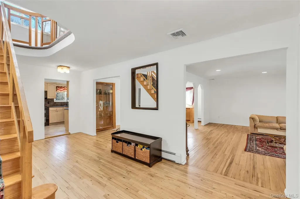 132 Washington Avenue Plainview NY 11803