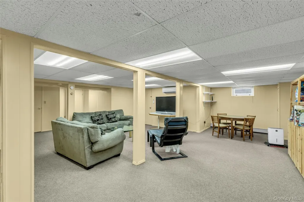 132 Washington Avenue Plainview NY 11803
