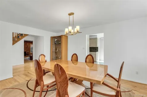 132 Washington Avenue Plainview NY 11803