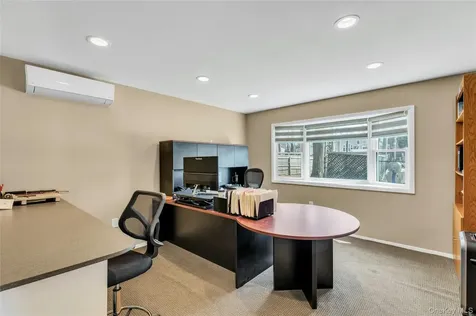 132 Washington Avenue Plainview NY 11803