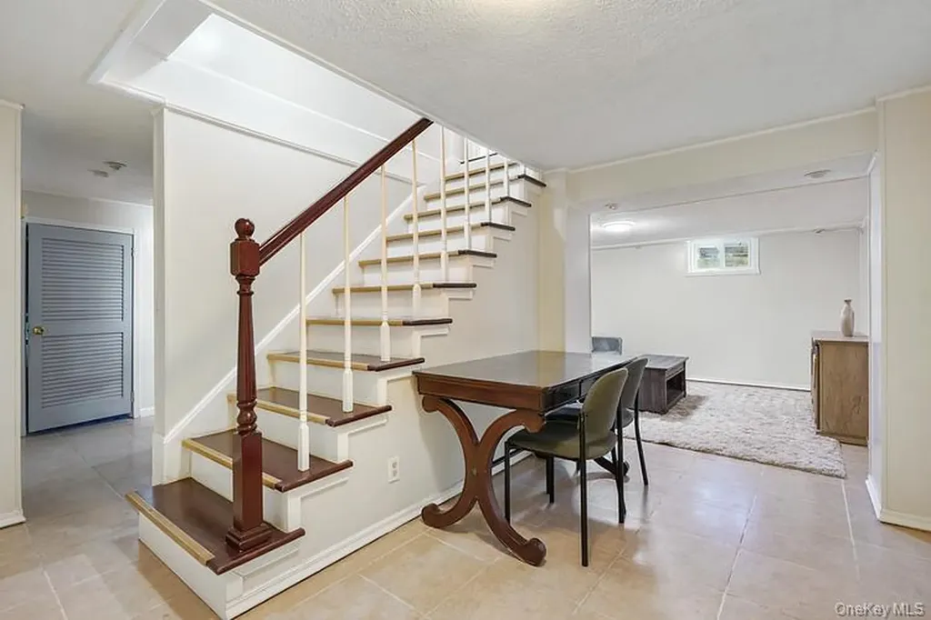 199 South Road White Plains NY 10603
