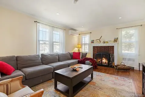 199 South Road White Plains NY 10603