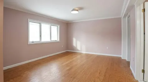 18 Beaver Lane W Westhampton NY 11977