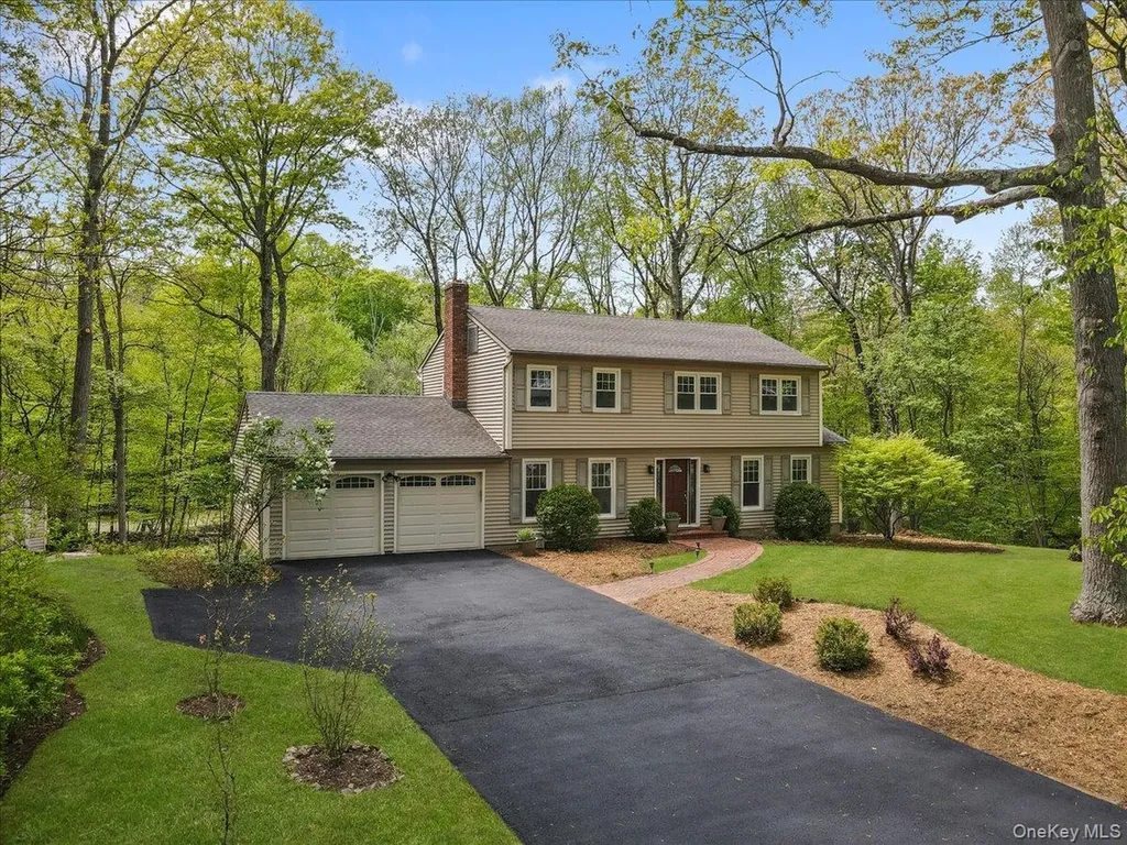 10 Silvermine Drive South Salem NY 10590
