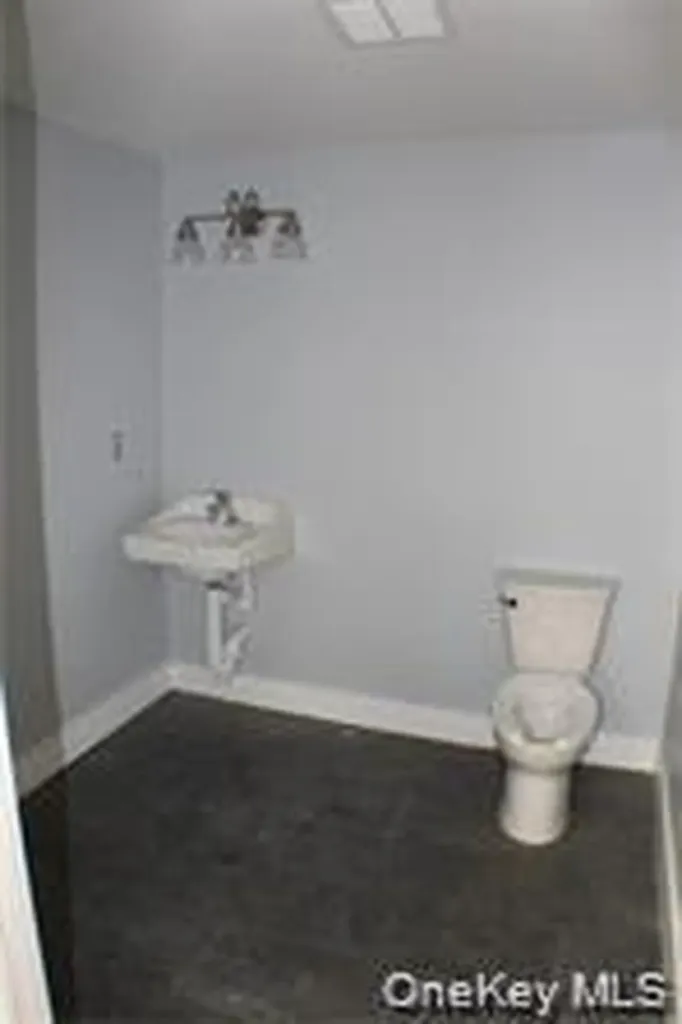 780 Route 284 Westtown NY 10998