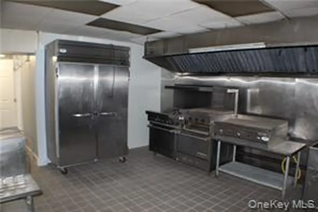 780 Route 284 Westtown NY 10998