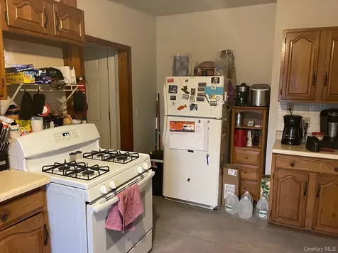 780 Route 284 Westtown NY 10998