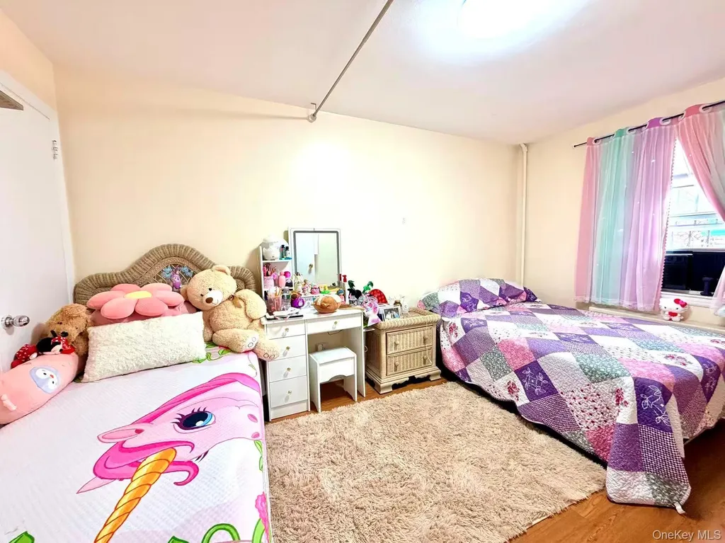 6143 157th Street Flushing NY 11367