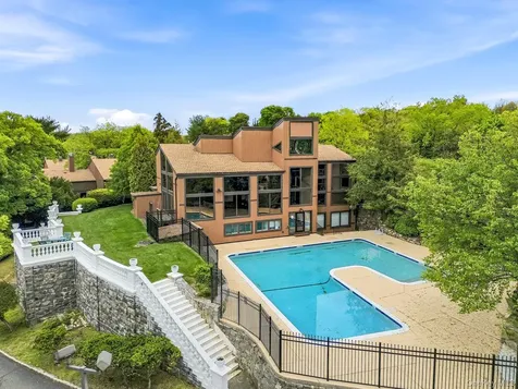 373 Martling Avenue Tarrytown NY 10591