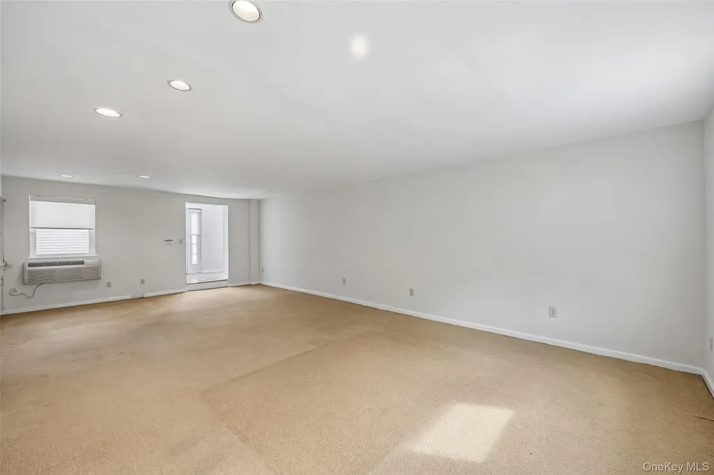 1331 Broadway Hewlett NY 11557
