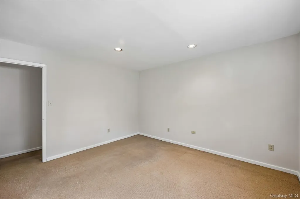1331 Broadway Hewlett NY 11557