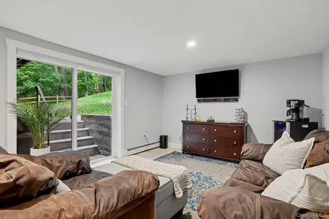 254 Furnace Dock Road Cortlandt Manor NY 10567
