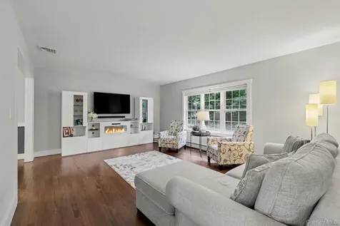 254 Furnace Dock Road Cortlandt Manor NY 10567