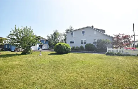 Lindenhurst NY 11757